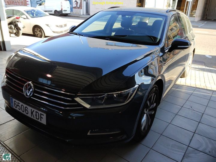 VOLKSWAGEN PASSAT 2017 wvwzzz3czje025985