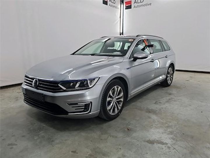 VOLKSWAGEN PASSAT 2017 wvwzzz3czje031742