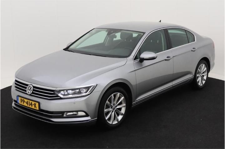 VOLKSWAGEN PASSAT 2017 wvwzzz3czje032819