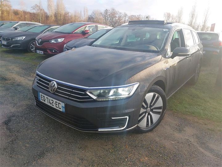 VOLKSWAGEN PASSAT 2017 wvwzzz3czje033099