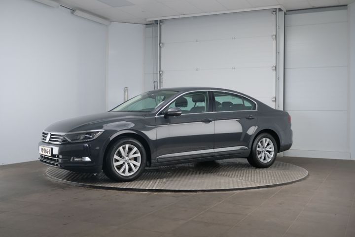 VOLKSWAGEN PASSAT 2017 wvwzzz3czje034183