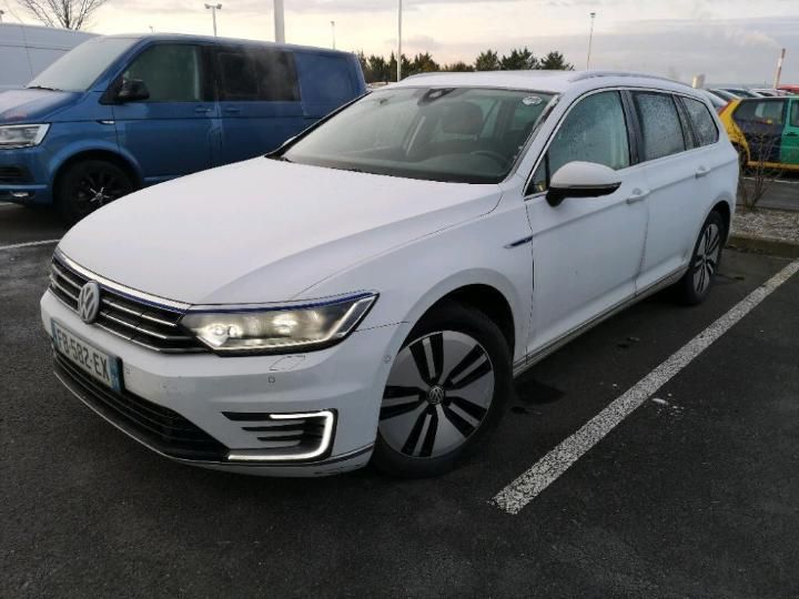 VOLKSWAGEN PASSAT 2018 wvwzzz3czje035203