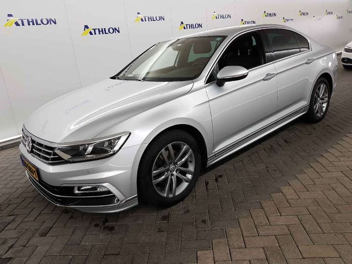 VOLKSWAGEN PASSAT 2018 wvwzzz3czje035600