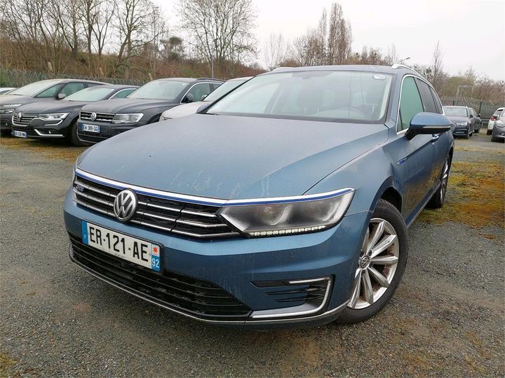 VOLKSWAGEN PASSAT 2017 wvwzzz3czje036130