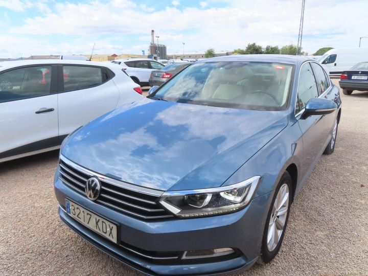 VOLKSWAGEN PASSAT 2017 wvwzzz3czje038820