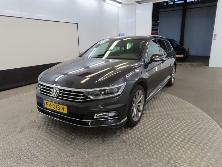 VOLKSWAGEN PASSAT 2017 wvwzzz3czje040050