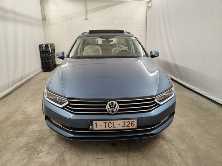 VOLKSWAGEN PASSAT 2017 wvwzzz3czje043607