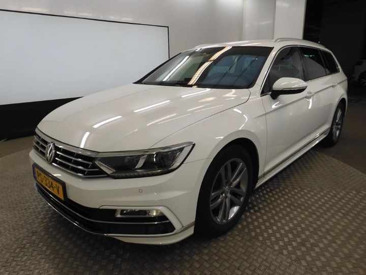 VOLKSWAGEN PASSAT 2017 wvwzzz3czje043622