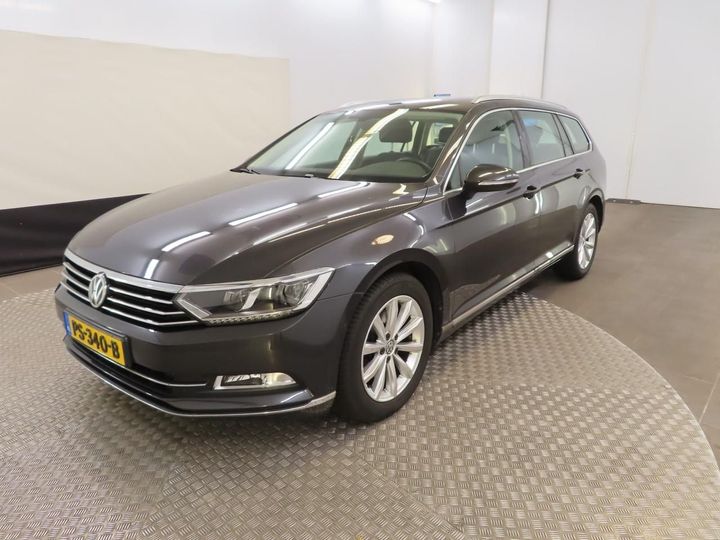 VOLKSWAGEN PASSAT 2017 wvwzzz3czje043634