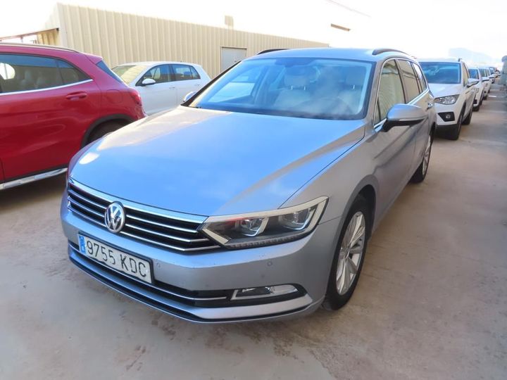 VOLKSWAGEN PASSAT 2017 wvwzzz3czje045020