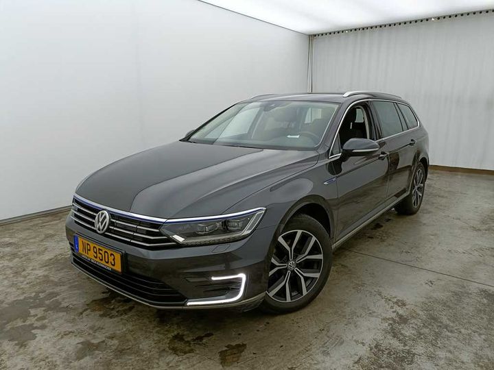 VOLKSWAGEN PASSAT 2017 wvwzzz3czje051187