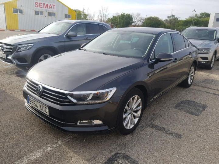 VOLKSWAGEN PASSAT 2017 wvwzzz3czje051476