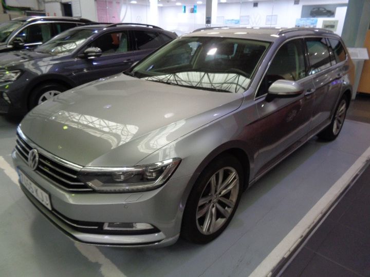 VOLKSWAGEN PASSAT 2018 wvwzzz3czje053830