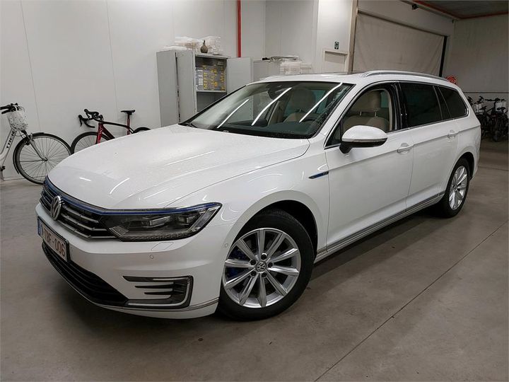 VOLKSWAGEN PASSAT 2017 wvwzzz3czje059804