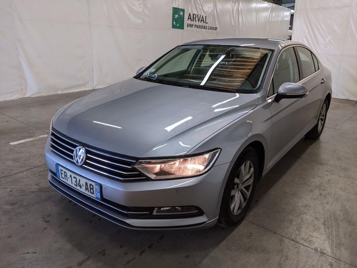 VOLKSWAGEN PASSAT 2017 wvwzzz3czje063808