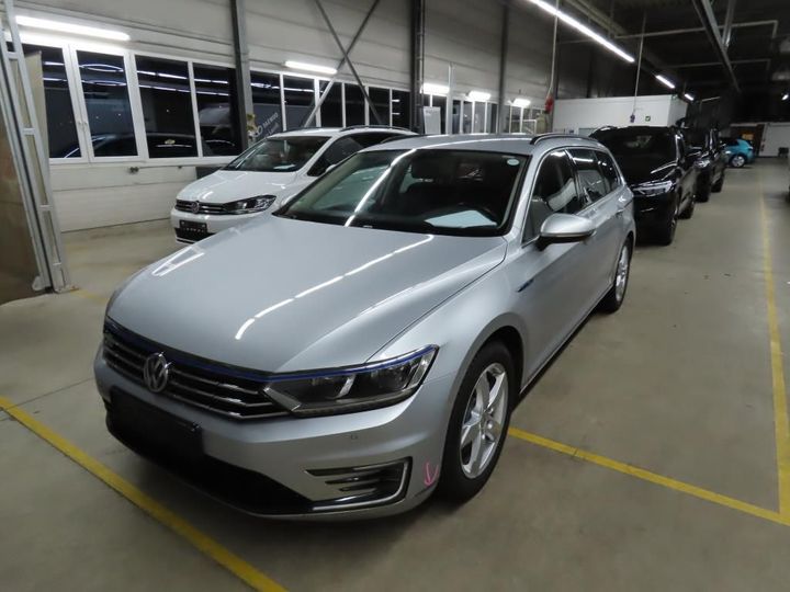 VOLKSWAGEN PASSAT 2017 wvwzzz3czje064669