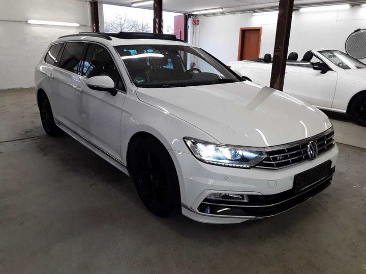 VOLKSWAGEN PASSAT 2017 wvwzzz3czje071617