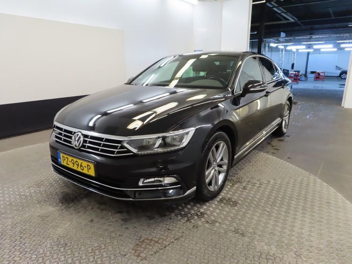 VOLKSWAGEN PASSAT 2017 wvwzzz3czje076181