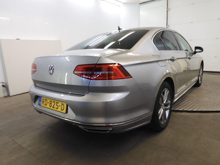 VOLKSWAGEN PASSAT 2017 wvwzzz3czje078739