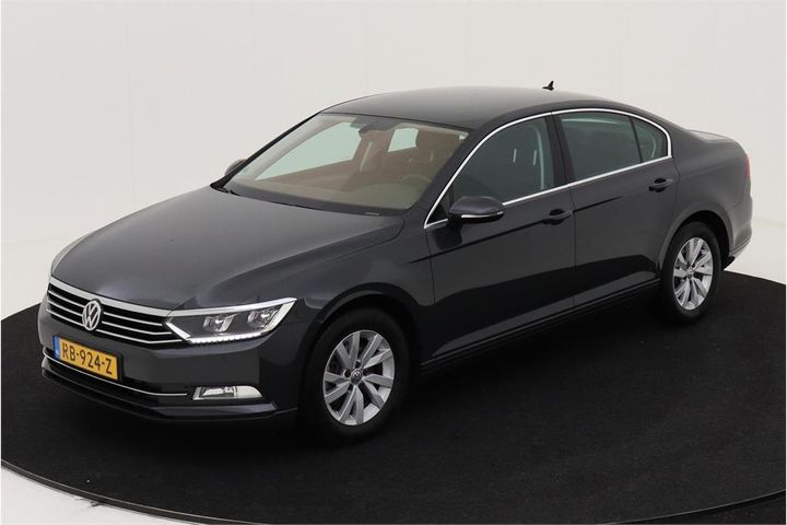 VOLKSWAGEN PASSAT 2017 wvwzzz3czje080134