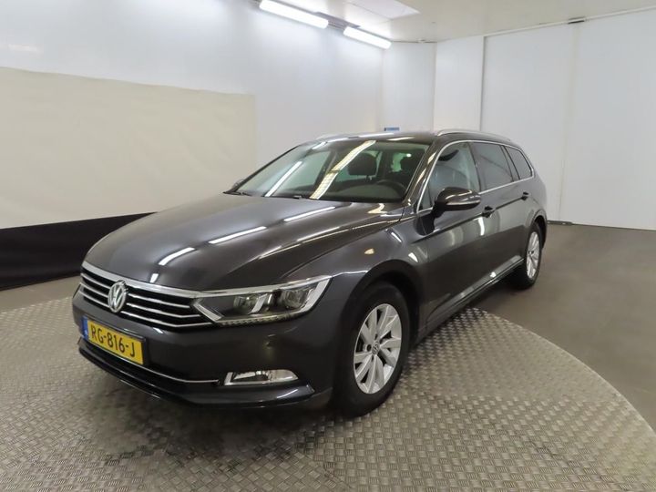 VOLKSWAGEN PASSAT 2017 wvwzzz3czje084933