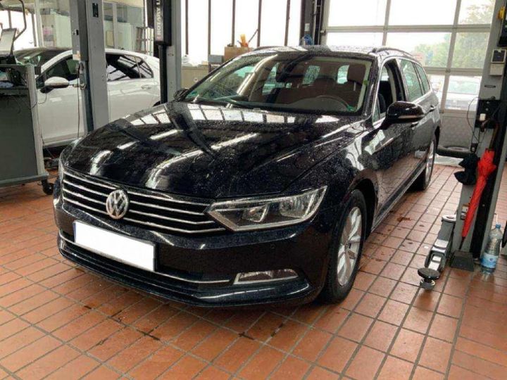 VOLKSWAGEN PASSAT 2017 wvwzzz3czje086324