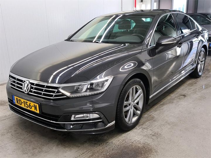 VOLKSWAGEN PASSAT 2017 wvwzzz3czje090643