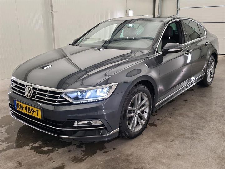 VOLKSWAGEN PASSAT 2018 wvwzzz3czje090961