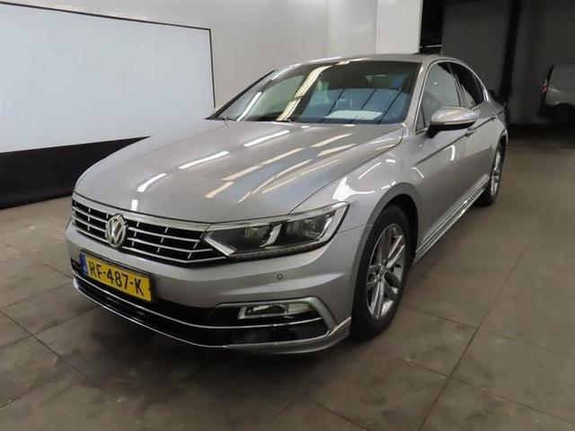 VOLKSWAGEN PASSAT 2017 wvwzzz3czje091826