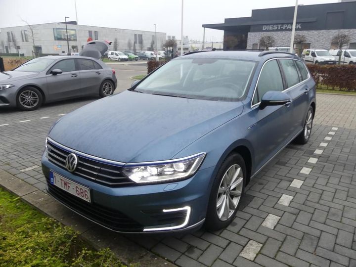 VOLKSWAGEN PASSAT 2017 wvwzzz3czje092480