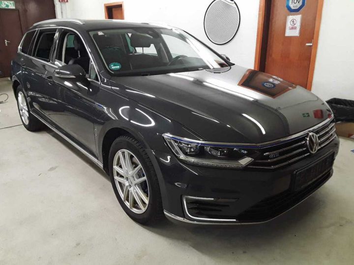 VOLKSWAGEN PASSAT 2017 wvwzzz3czje093278