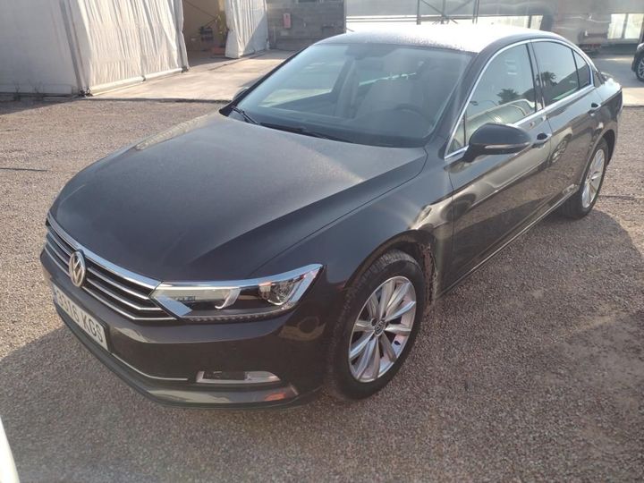 VOLKSWAGEN PASSAT 2018 wvwzzz3czje096269