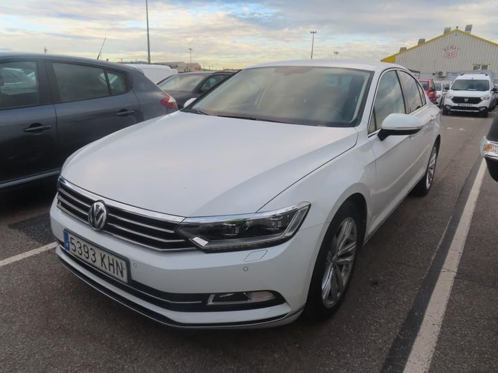 VOLKSWAGEN PASSAT 2018 wvwzzz3czje096587