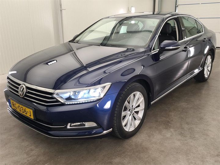 VOLKSWAGEN PASSAT 2017 wvwzzz3czje097023