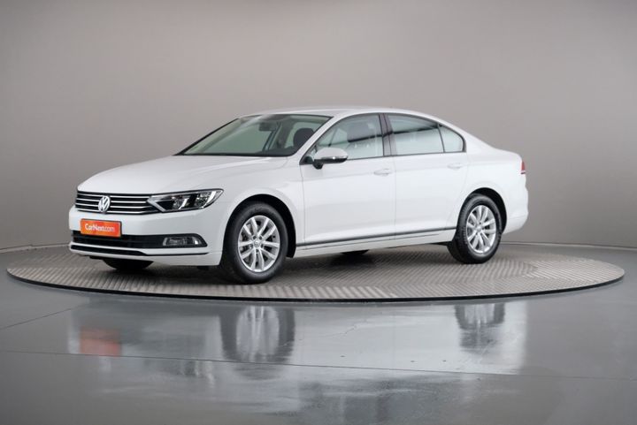 VOLKSWAGEN PASSAT 2018 wvwzzz3czje097643