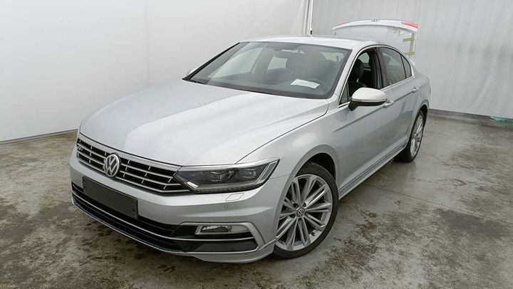 VOLKSWAGEN PASSAT 2018 wvwzzz3czje098053