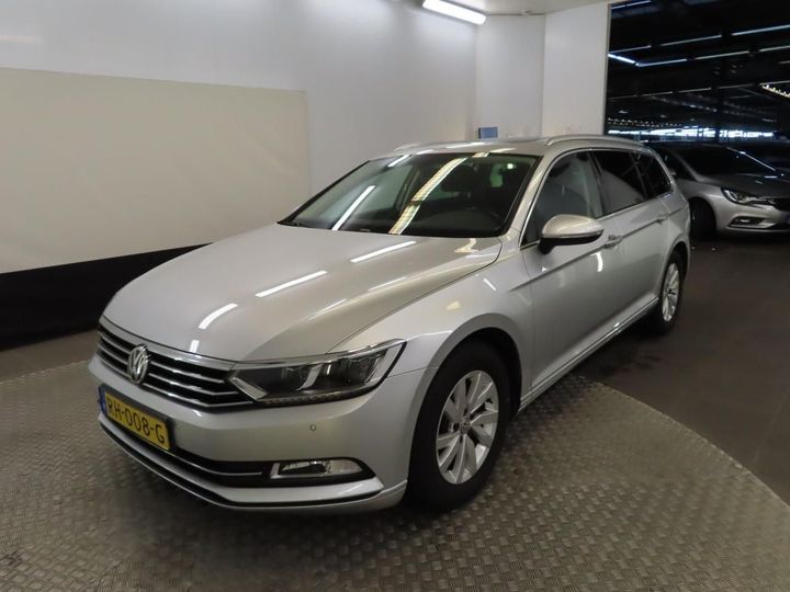 VOLKSWAGEN PASSAT 2017 wvwzzz3czje102024