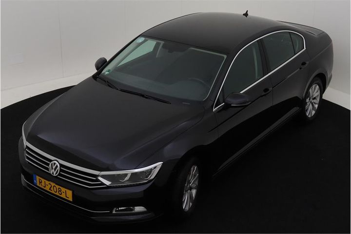 VOLKSWAGEN PASSAT 2017 wvwzzz3czje110168