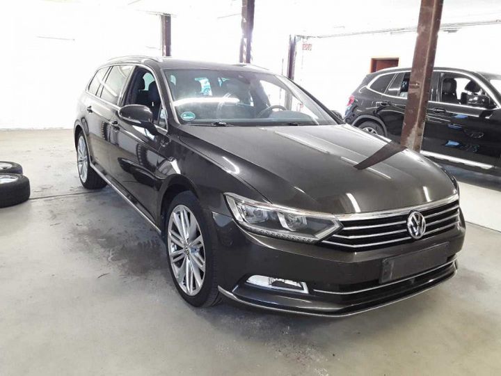 VOLKSWAGEN PASSAT 2018 wvwzzz3czje114111