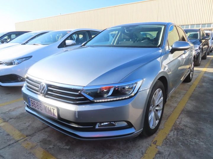 VOLKSWAGEN PASSAT 2018 wvwzzz3czje122803