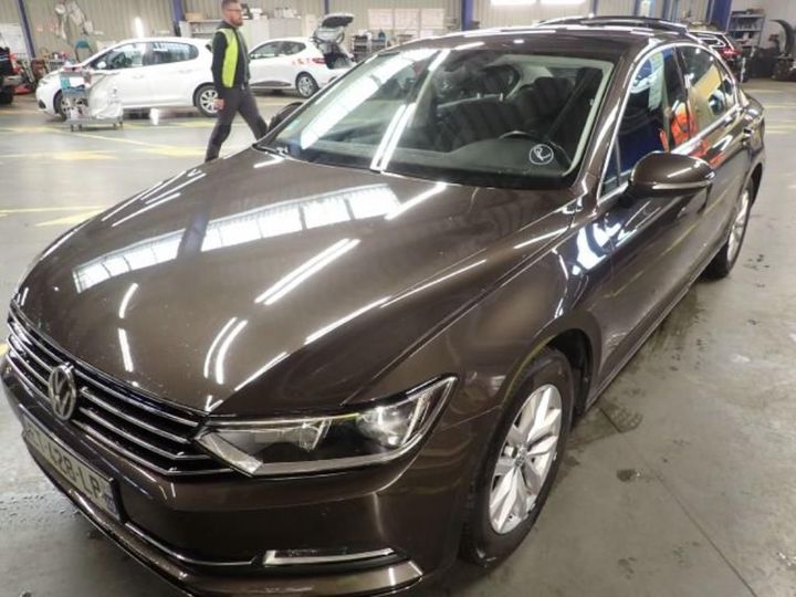 VOLKSWAGEN PASSAT 2018 wvwzzz3czje124506