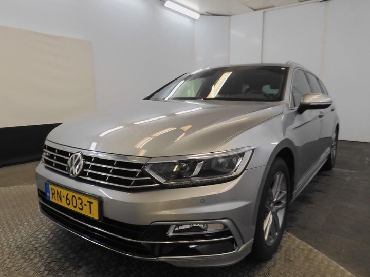 VOLKSWAGEN PASSAT 2018 wvwzzz3czje130489