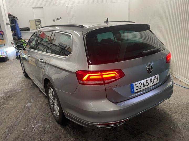 VOLKSWAGEN PASSAT 2018 wvwzzz3czje132634