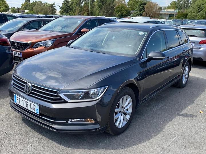 VOLKSWAGEN PASSAT 2018 wvwzzz3czje133426