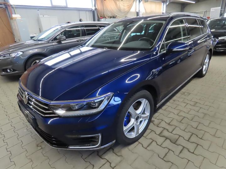 VOLKSWAGEN PASSAT 2018 wvwzzz3czje138840