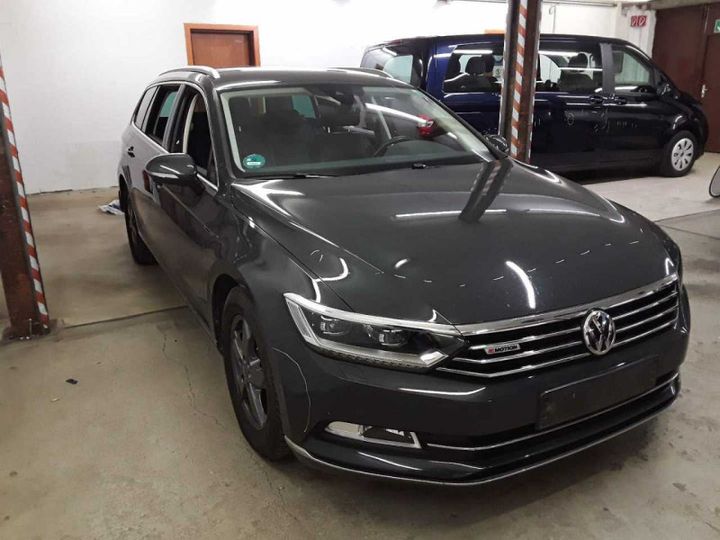 VOLKSWAGEN PASSAT 2018 wvwzzz3czje142199