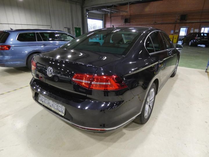 VOLKSWAGEN PASSAT 2018 wvwzzz3czje149588