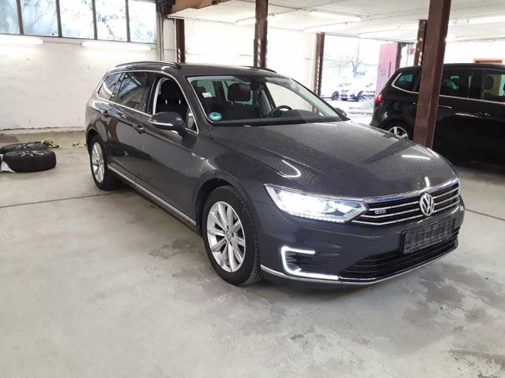 VOLKSWAGEN PASSAT 2018 wvwzzz3czje149984