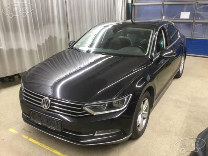 VOLKSWAGEN PASSAT 2018 wvwzzz3czje180824