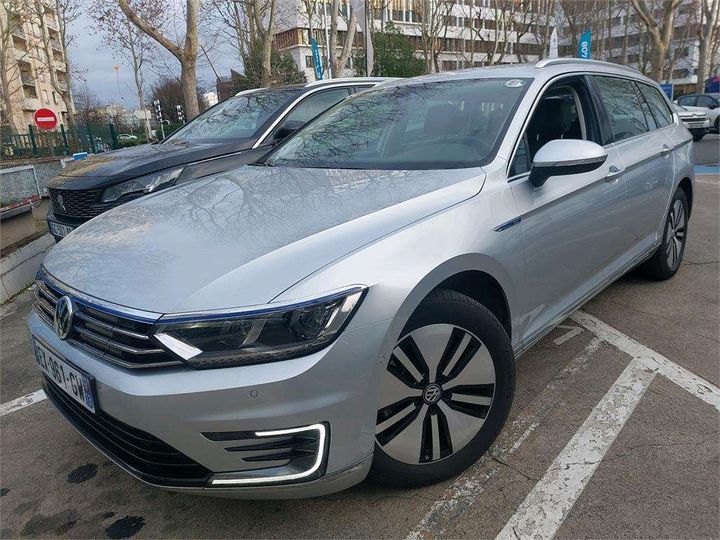 VOLKSWAGEN PASSAT 2018 wvwzzz3czje193025